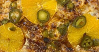 Megérkezett az orbán viktoros pizza! Mutatjuk milyen…