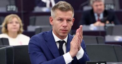 Magyar Péter bejelentette: 16 minisztérium lesz a Tisza-kormányban