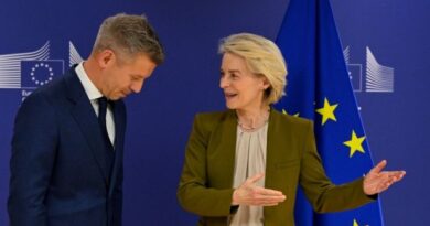 Uniós pénzek miatt bírálják a kommentelők Magyar Péteréket a kormány Facebook-oldalán